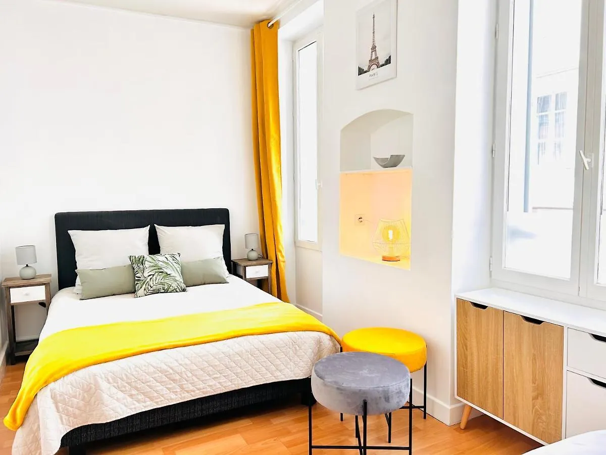 Appartement 1 Bedroom Flat With Balcony Cannes Center Croisette 6Ppl