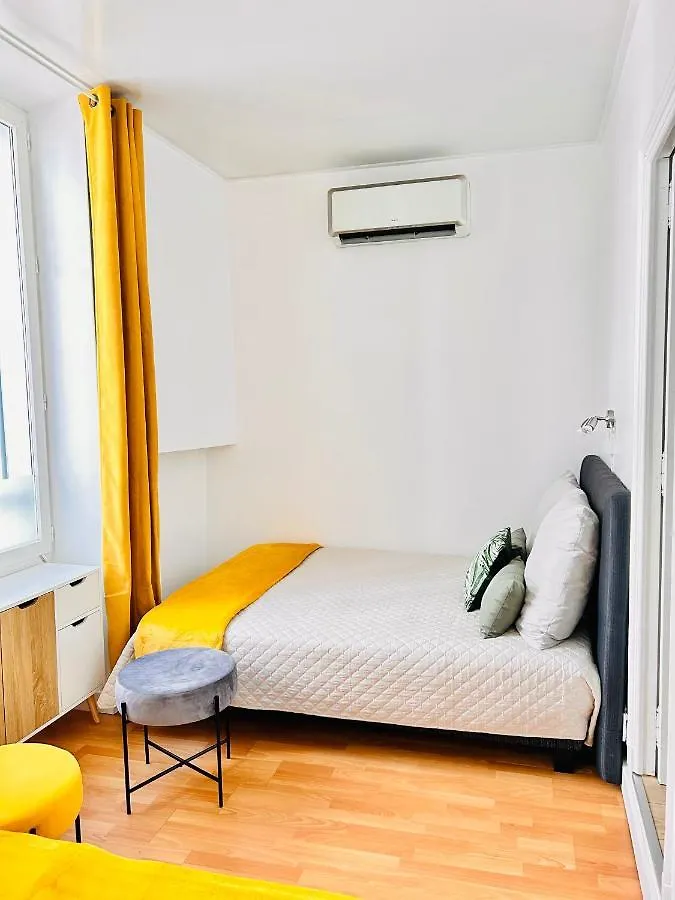 1 Bedroom Flat With Balcony Cannes Center Croisette 6Ppl